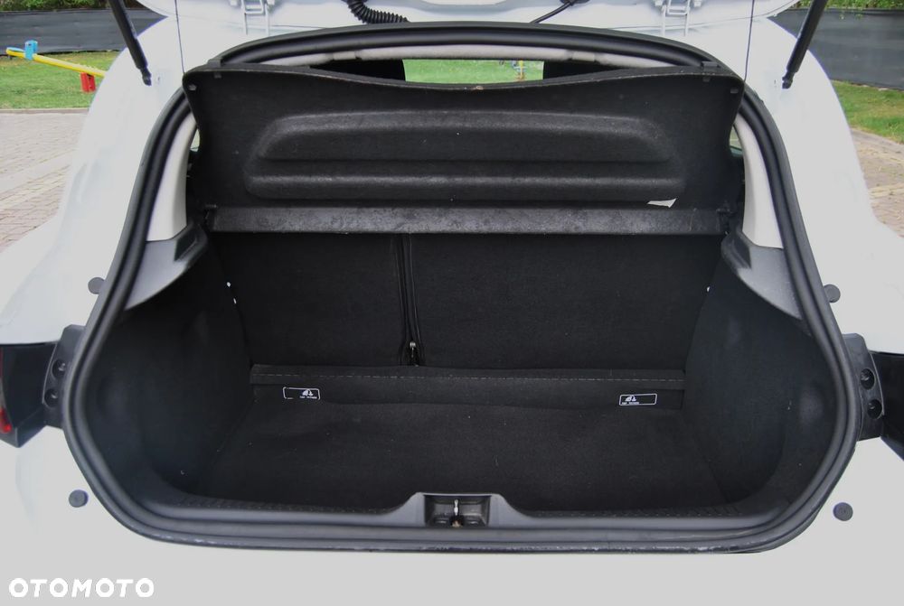 Renault Clio - 13