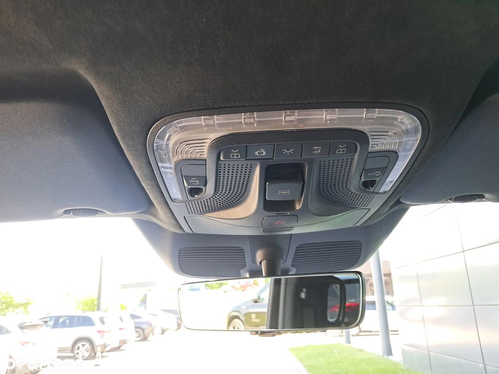 Mercedes-Benz Klasa V 300 d 4-Matic 9G-Tronic Exclusive (d³ugi) - 17