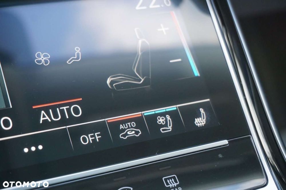 Audi A8 - 6