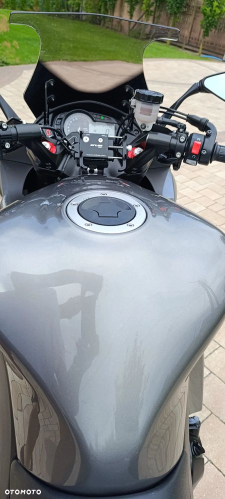 Kawasaki Ninja 1000 SX - 11