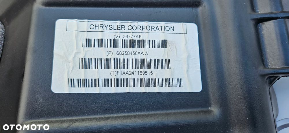 Dodge Durango III LIFT 2014- Głośnik bagażnika subwoofer głośnik niskotonowy 68258456A - 7