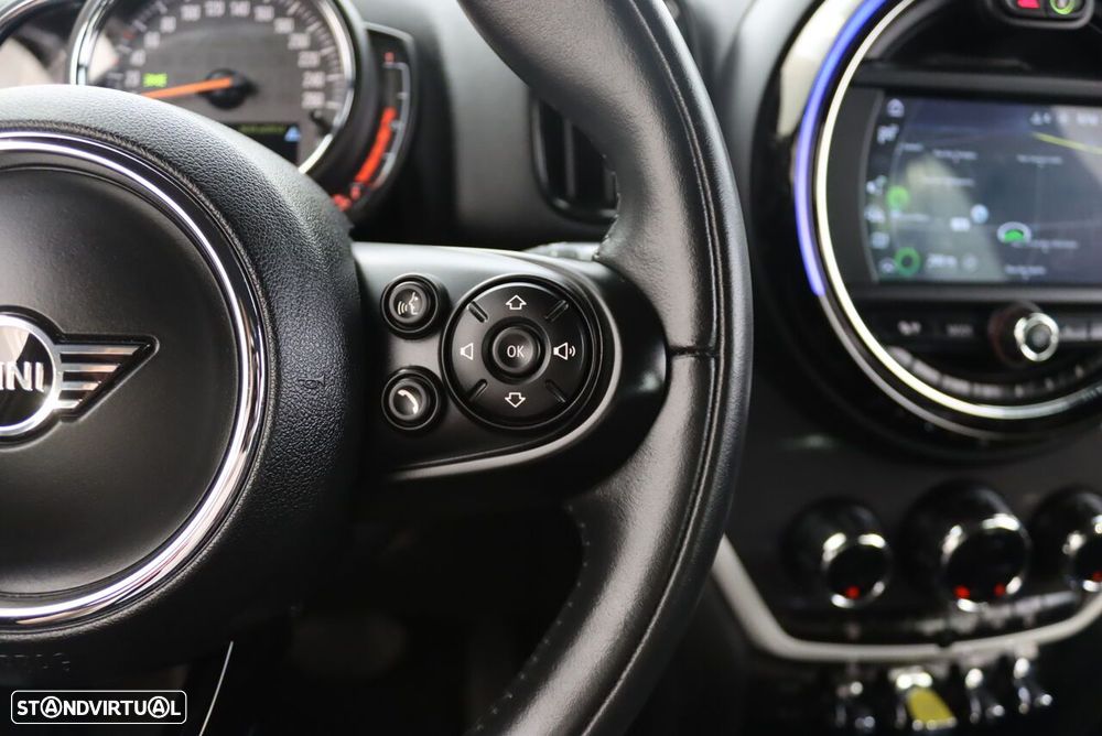 MINI Countryman Cooper SE ALL4 Auto - 13