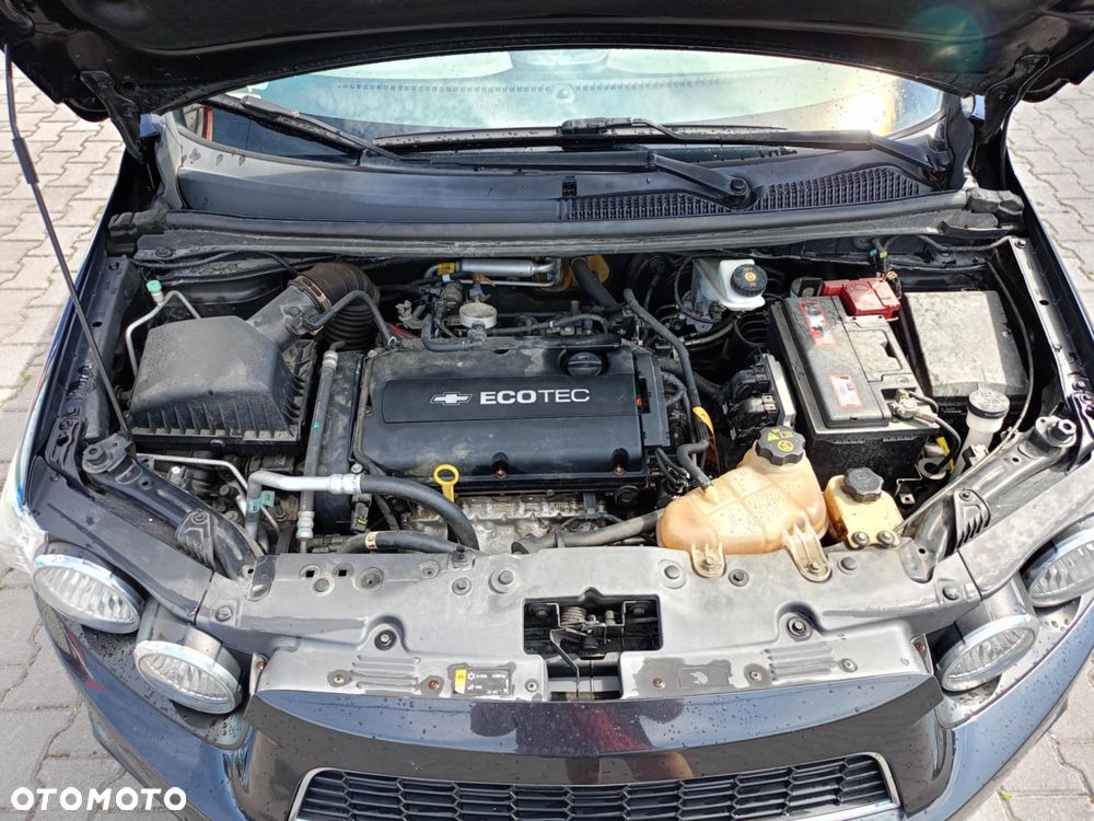 Chevrolet Aveo - 5