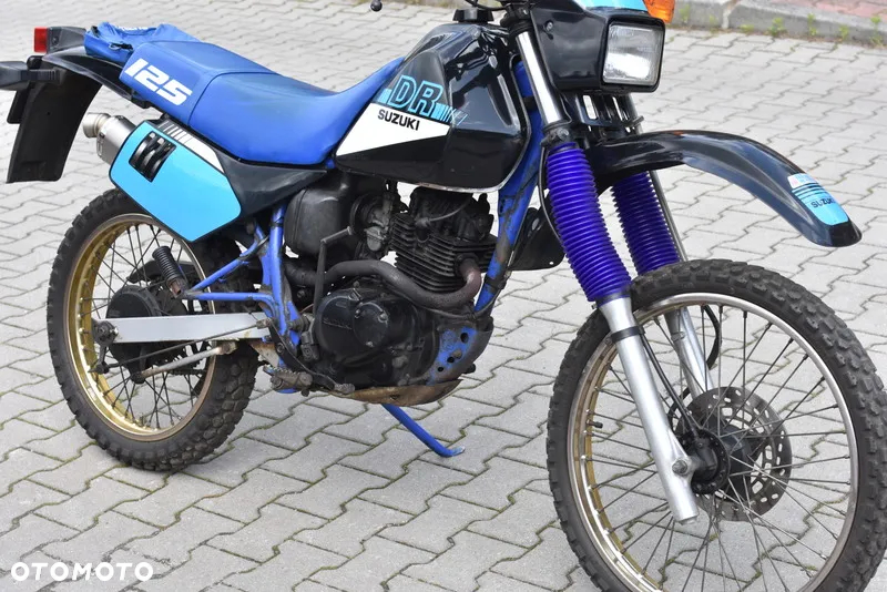 Suzuki DR