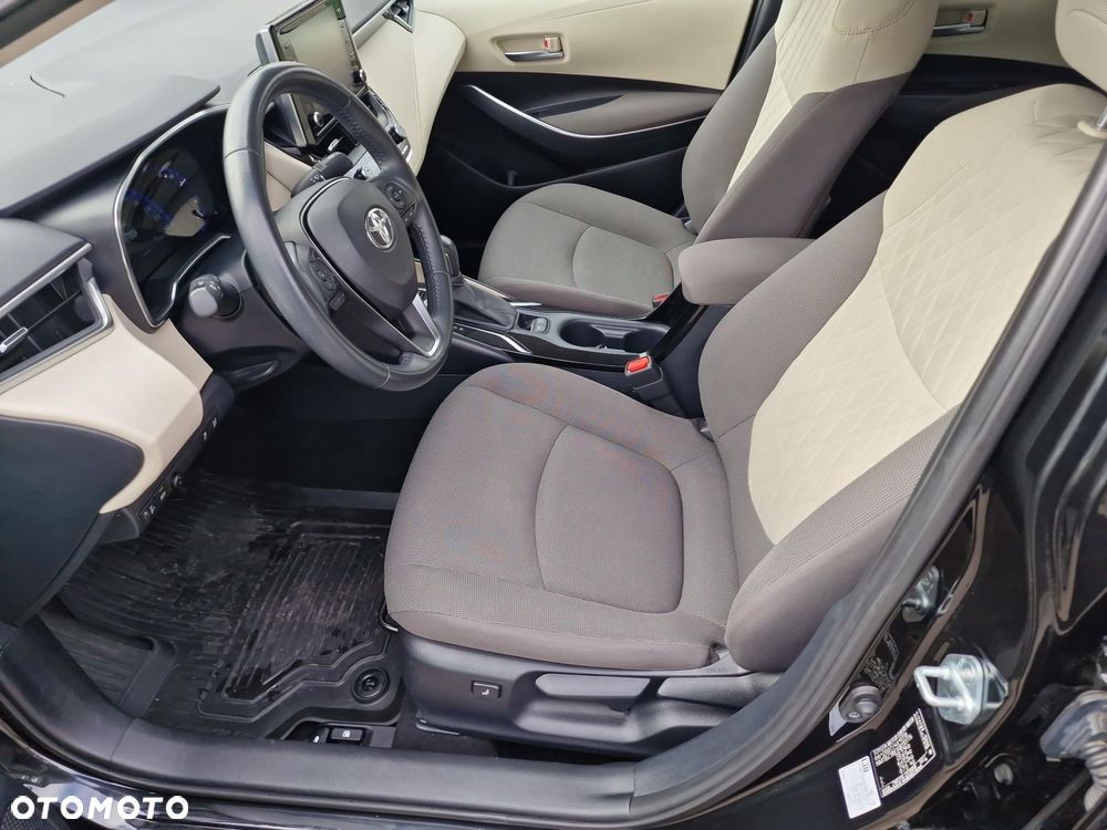 Toyota Corolla 1.8 Hybrid Comfort - 12