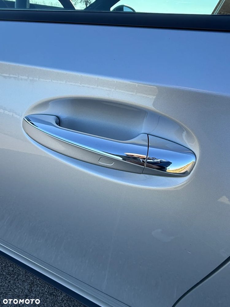 Mercedes-Benz Klasa A 200 7G-DCT AMG Line - 32