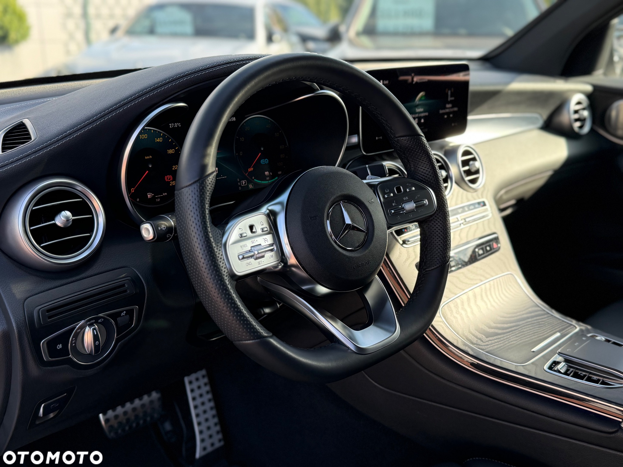 Mercedes-Benz GLC Coupe 300 de 4-Matic Business Edition - 17