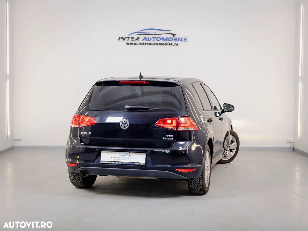 Volkswagen Golf 1.6 TDI BlueMotion Trendline - 12
