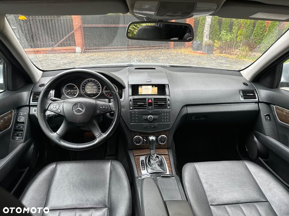 Mercedes-Benz Klasa C 220 T CDI DPF Automatik Elegance - 8