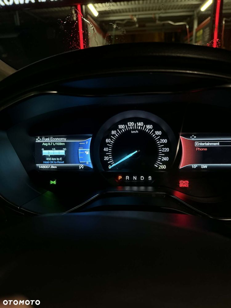 Ford Fusion - 7
