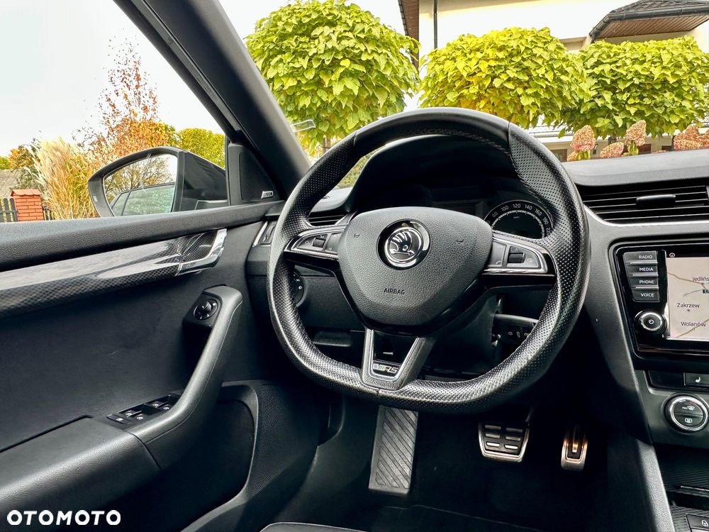 Skoda Octavia 2.0 TSI (Green tec) DSG RS - 13