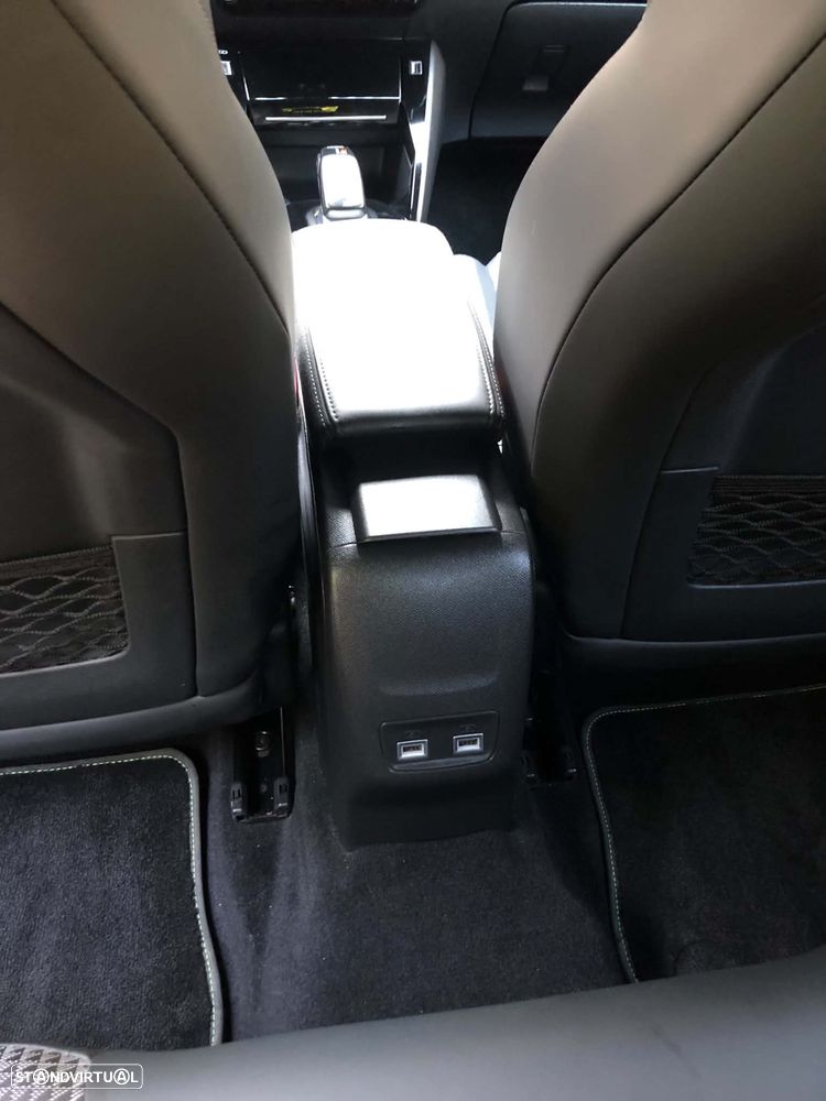 Peugeot e-208 GT Pack - 28