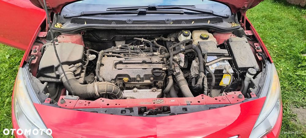 Opel Astra 1.4 Turbo 150 Jahre - 16