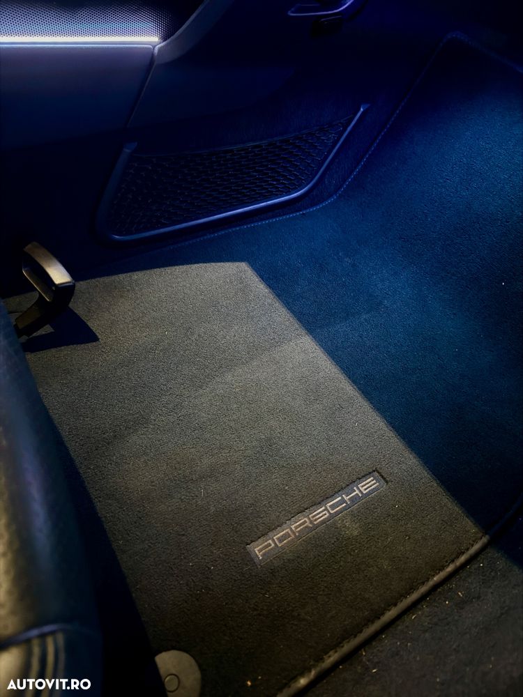 Porsche Boxster 718 PDK - 11