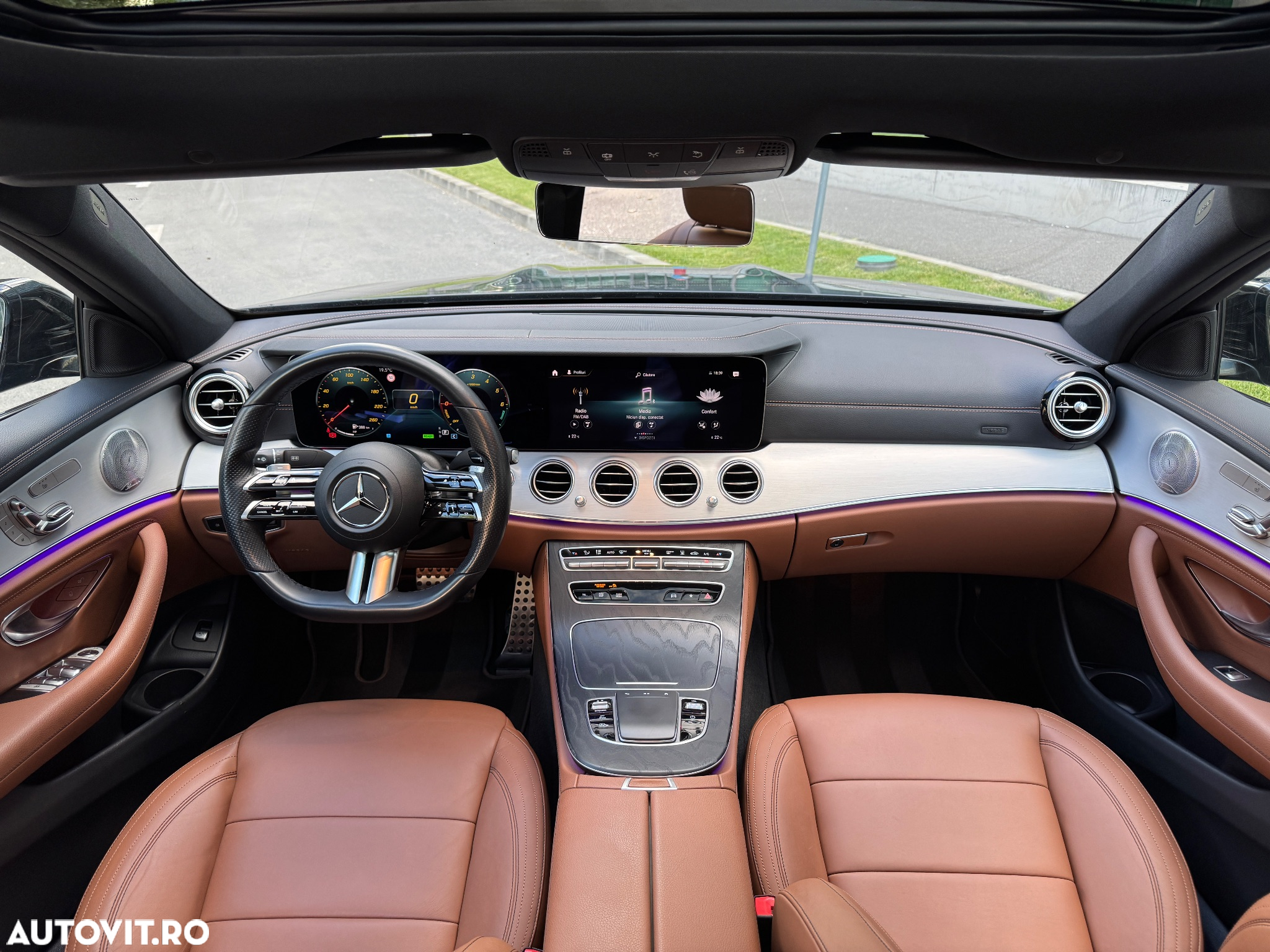 Mercedes-Benz E 300 de T 9G-TRONIC AMG Line - 13