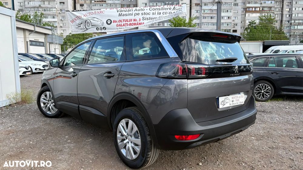 Peugeot 5008 - 37