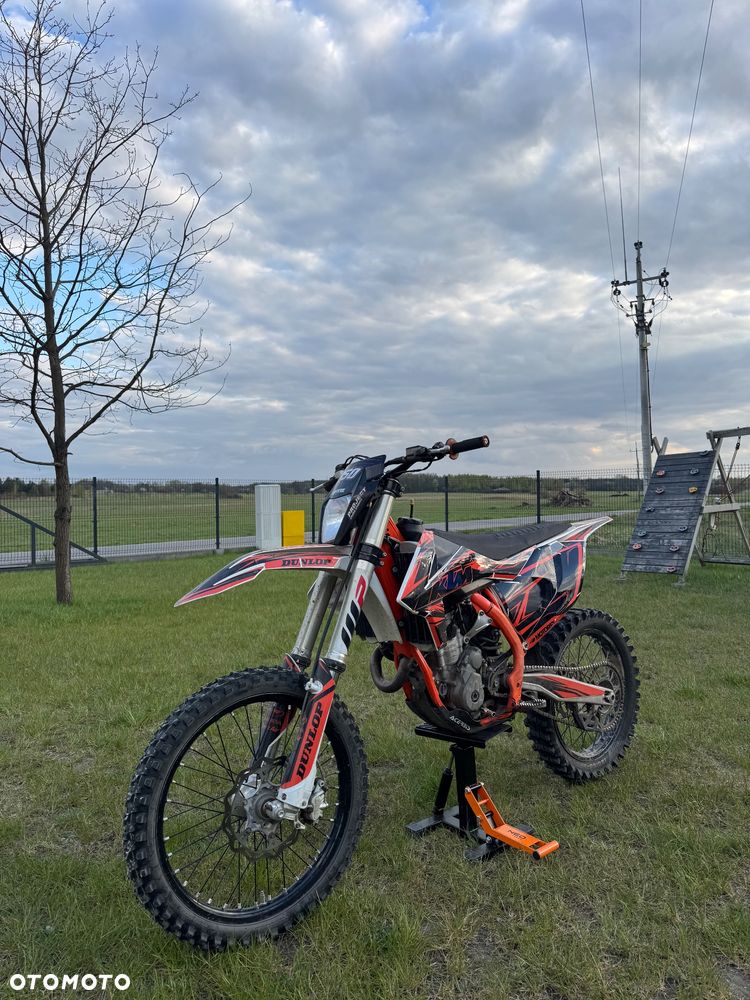 KTM SXF - 16