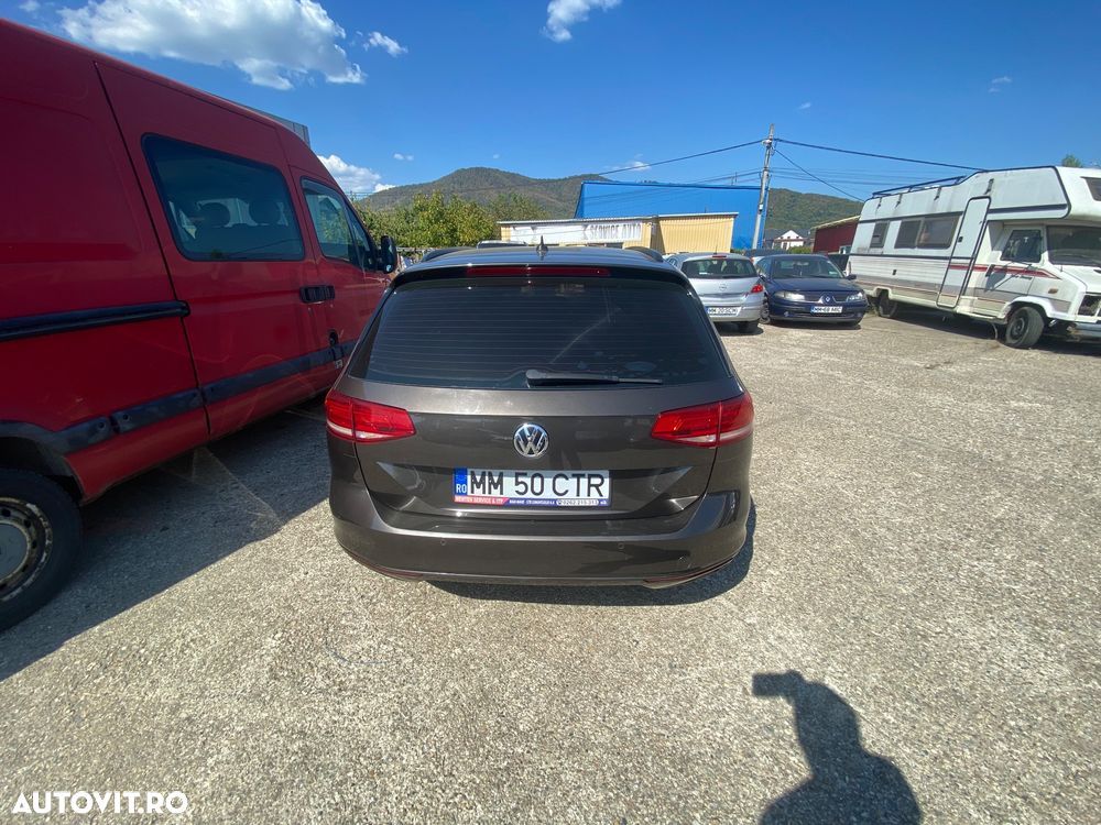 Volkswagen Passat 2.0 TDI DSG Comfortline - 8