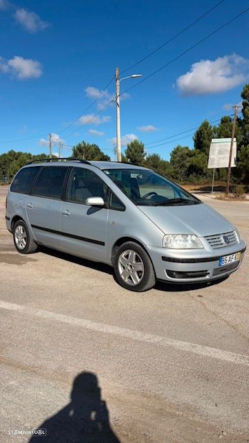 VW Sharan 1.9 TDi Highline 7L - 4