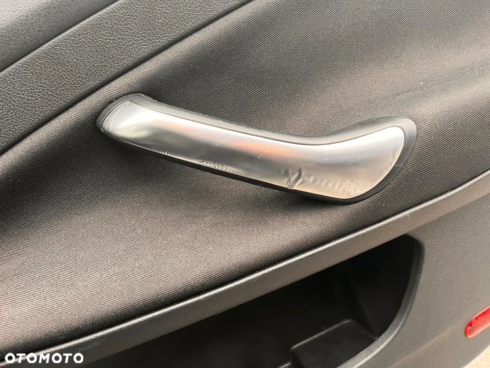 Ford Mondeo 2.0 TDCi Titanium - 14