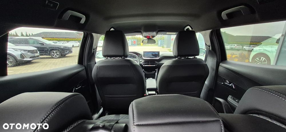 Peugeot 2008 PureTech 130 Allure S&S EAT8 - 25