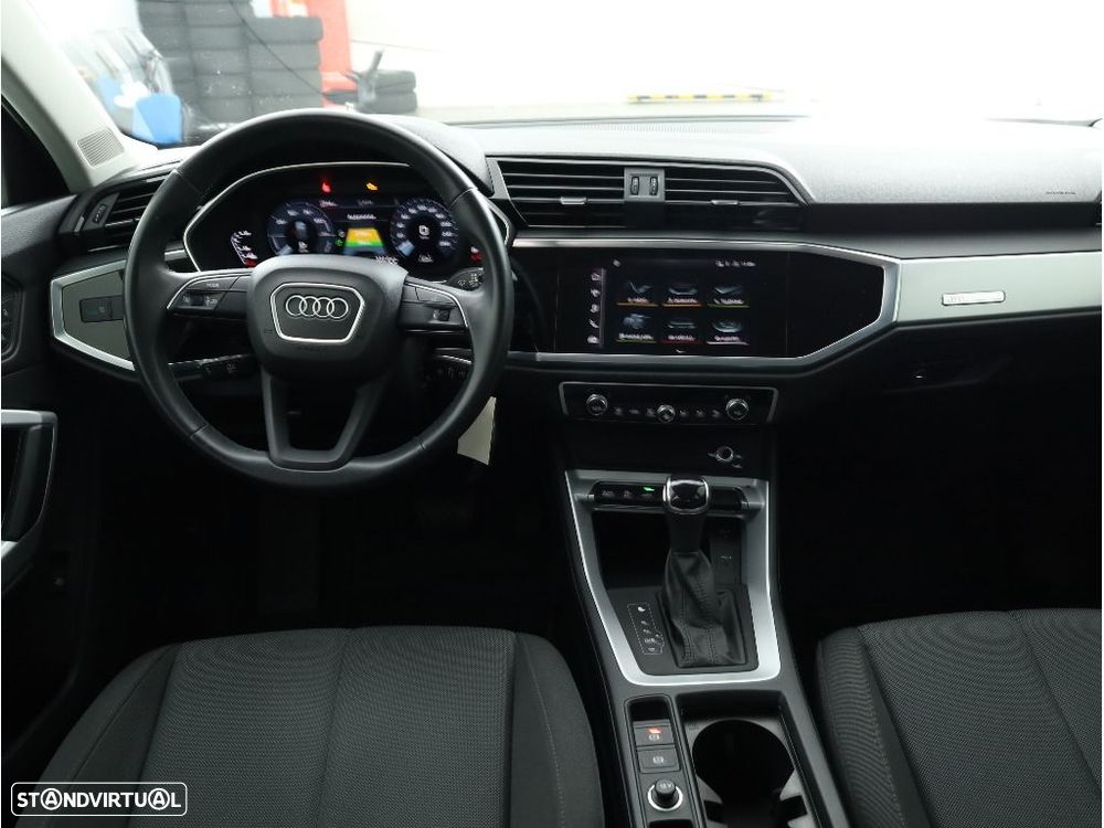 Audi Q3 - 13