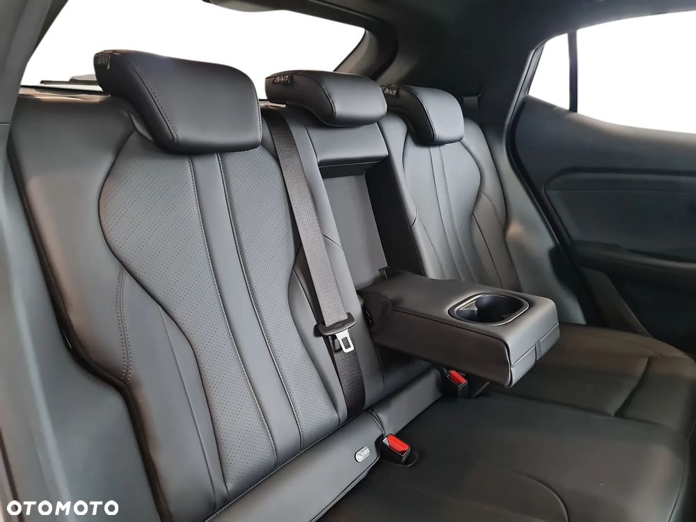 GAC Emzoom 1.5T Luxury DCT - 17