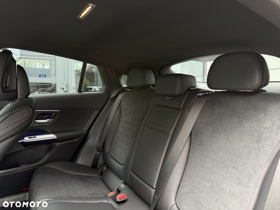 Mercedes-Benz GLC - 6