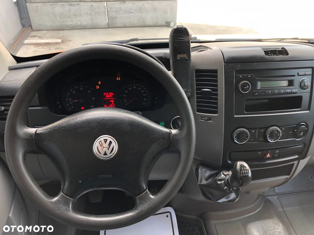 Volkswagen CRAFTER - 11