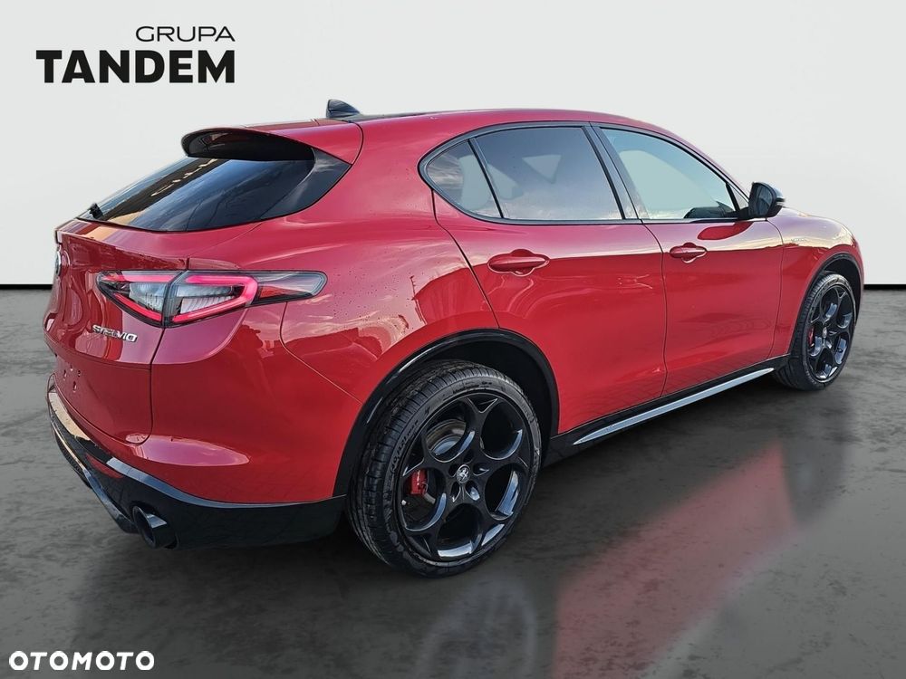 Alfa Romeo Stelvio 2.0 Turbo Veloce Q4 - 5