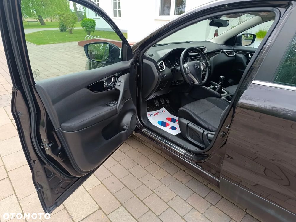 Nissan Qashqai 1.2 DIG-T Visia - 24