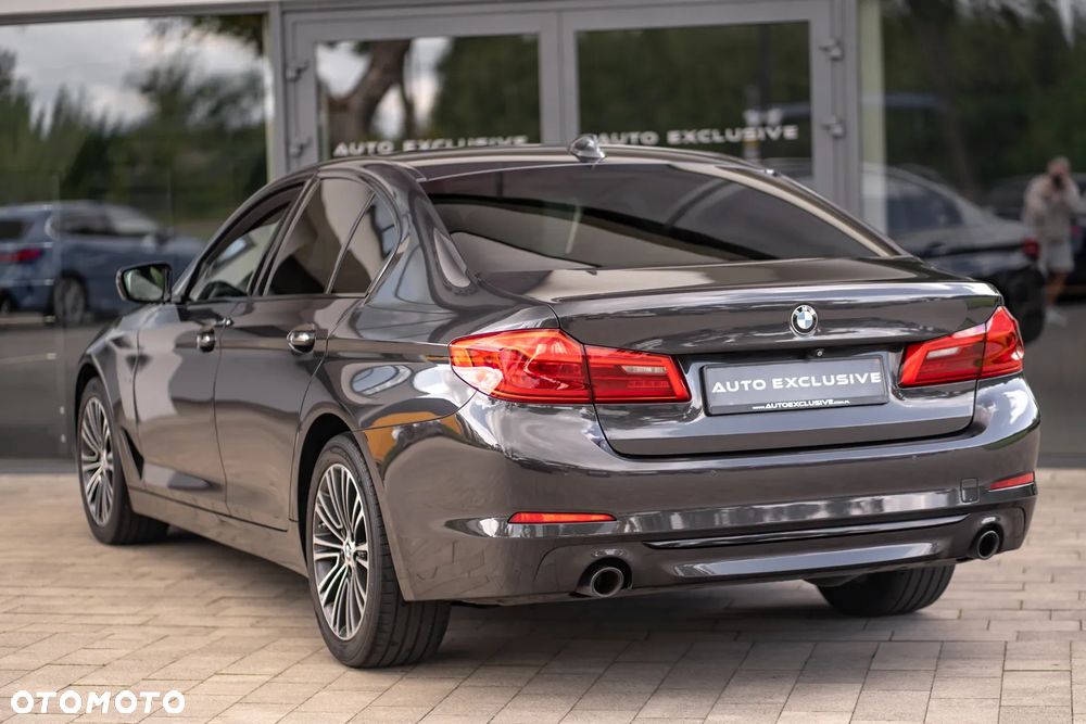 BMW Seria 5 520d Luxury Line sport - 18