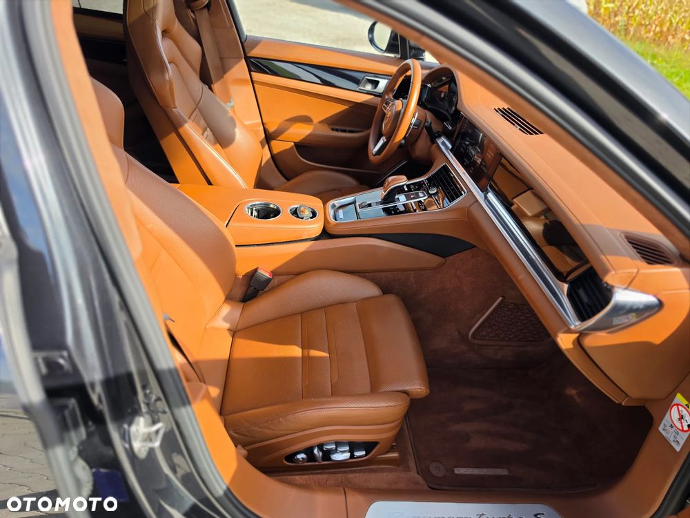 Porsche Panamera Turbo S e-Hybrid GPF Executive - 28