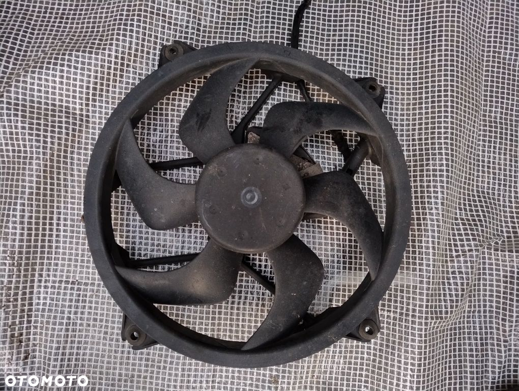 Peugeot 407 1,6 HDI wentylator chłodnicy wysyłka olx - 4