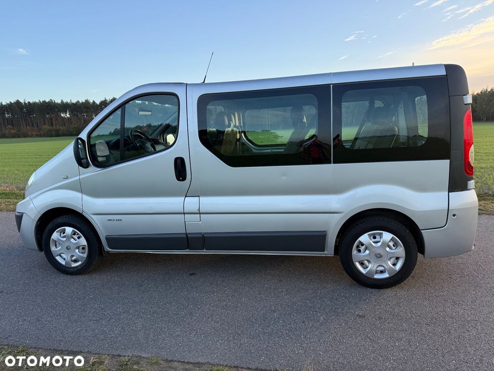 Renault Trafic - 19
