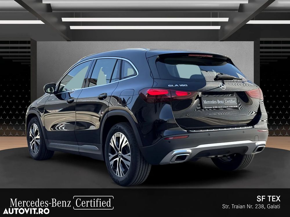Mercedes-Benz GLA 180 7G-DCT Entry - 3