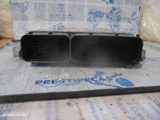 Centralina 0281015438 391032A716  940031H251   919501H510  919502H500  954001H042    919401H120  3951027010  957102E000  KIA CEED 1 SW 2009 1.6CRDI 115CV 5P CINZENTO BOSCH - 13