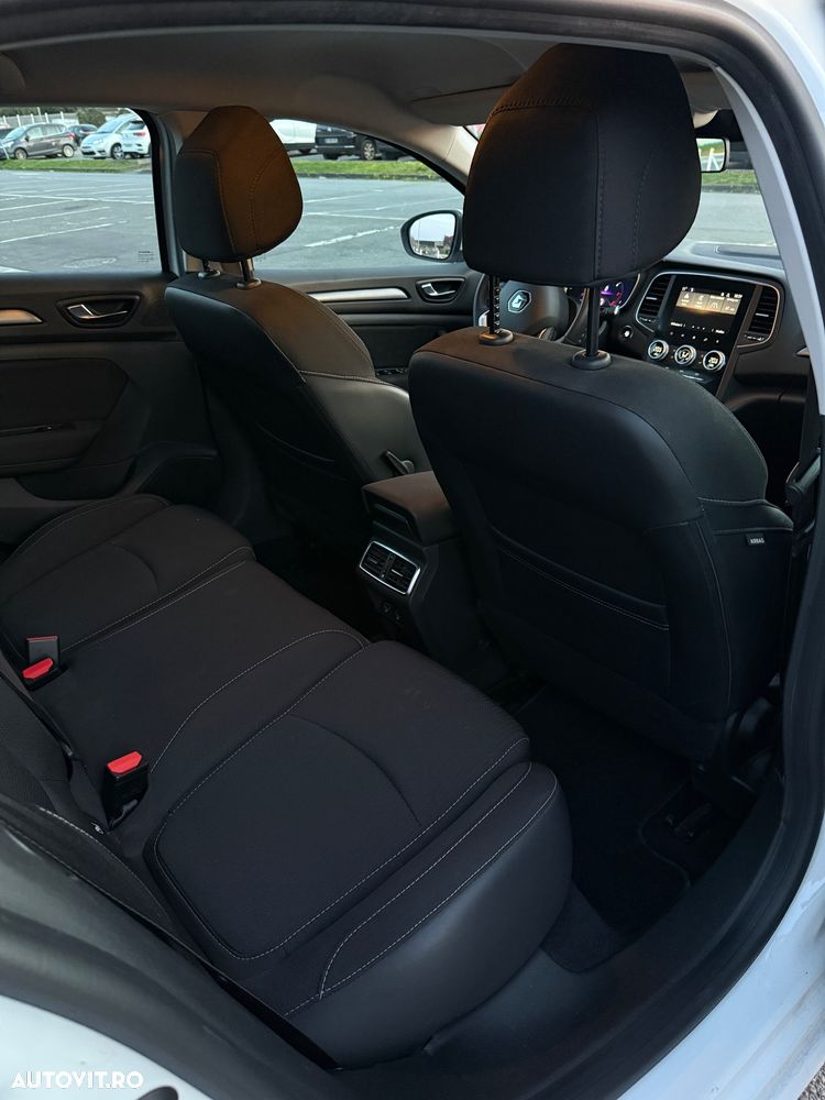 Renault Megane BLUE dCi 115 BUSINESS EDITION - 8