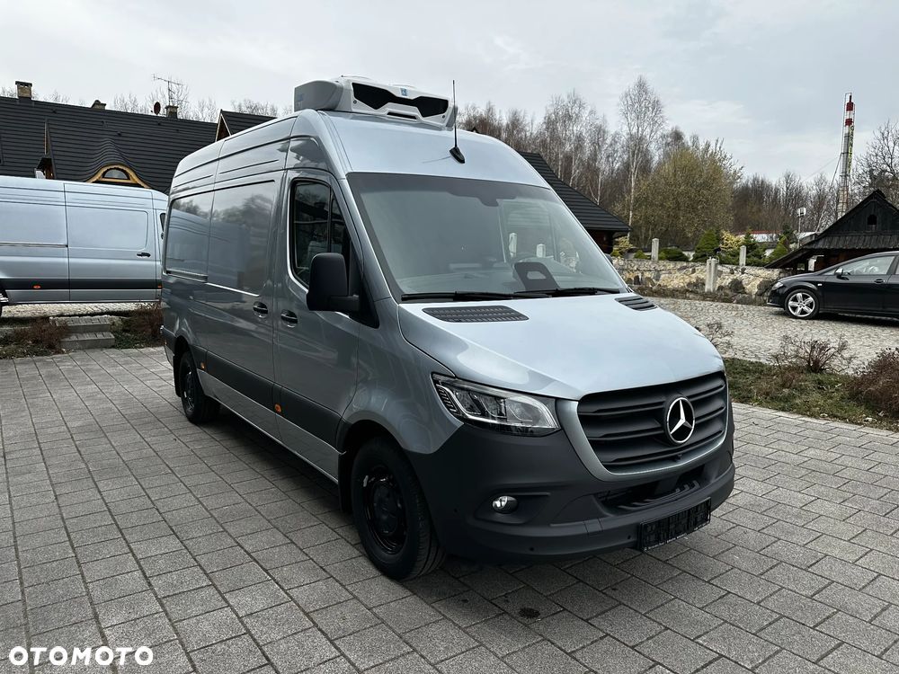 Mercedes-Benz Sprinter 317 CDI Furgon PRO Standard - 1