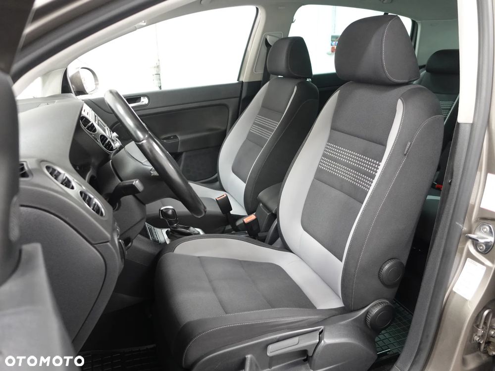 Volkswagen Golf Plus 1.2 TSI DSG Life - 22