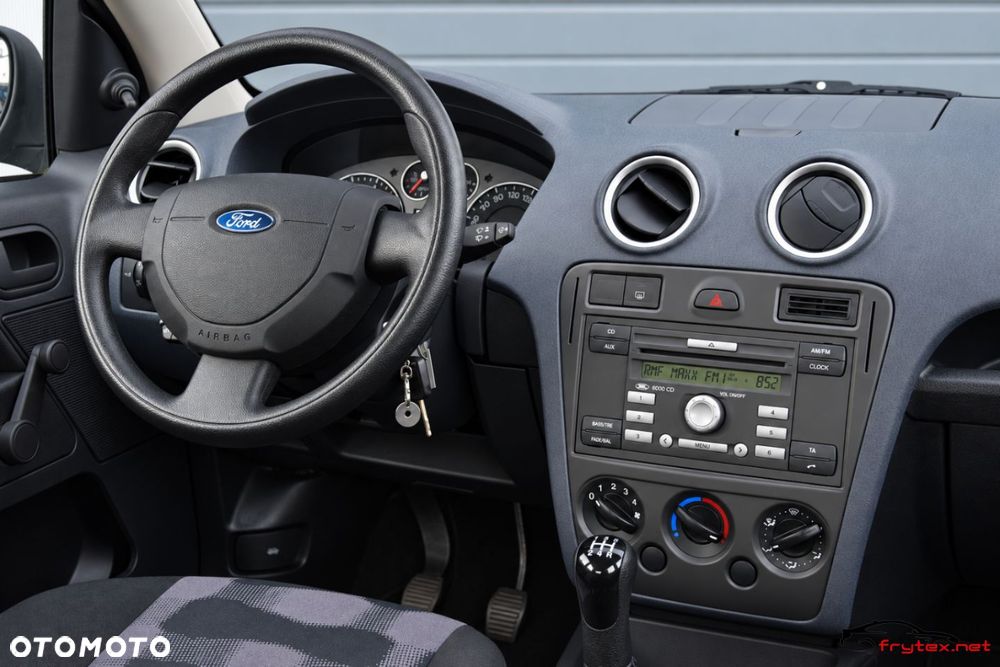 Ford Fusion - 31