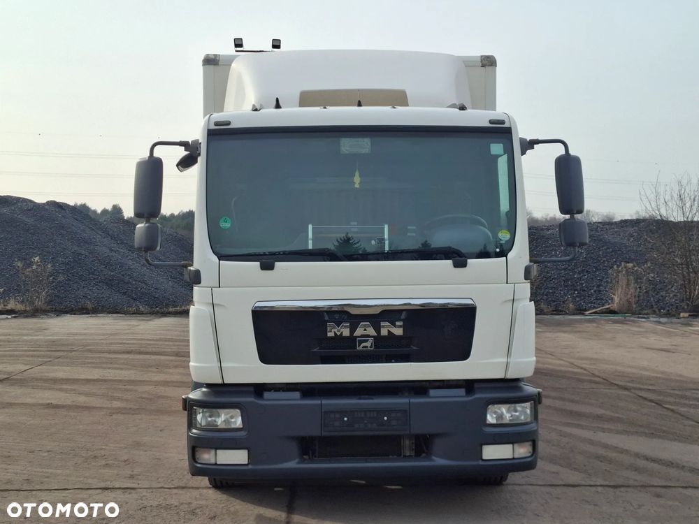 MAN TGL 12.220 - 2