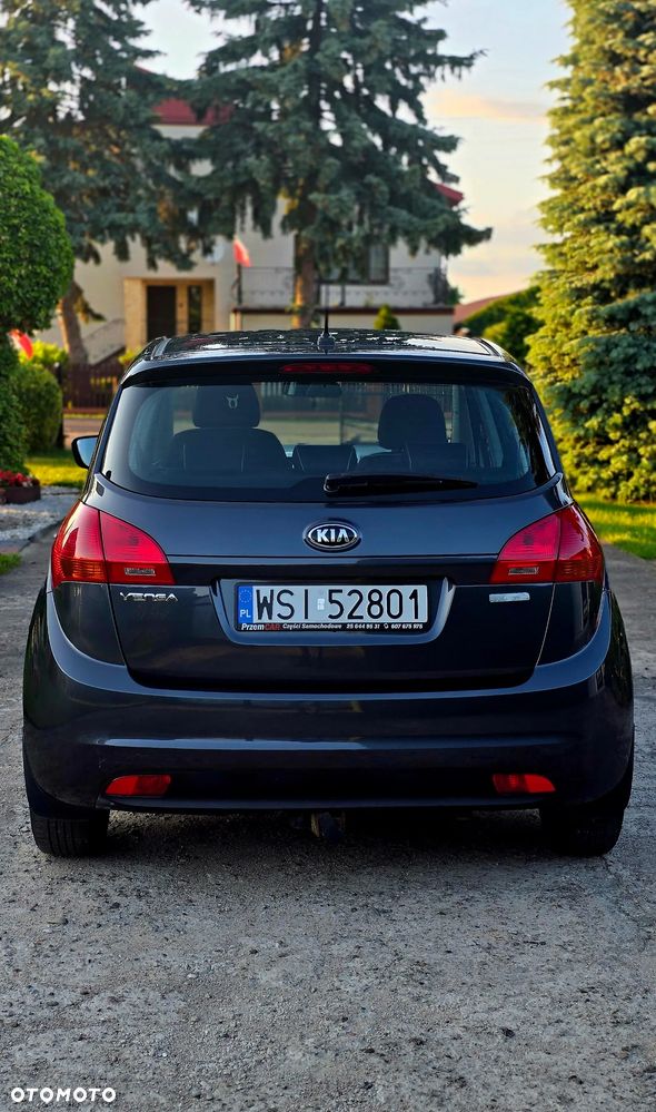 Kia Venga 1.4 CVVT Dream Team Edition - 6