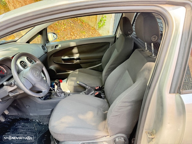 Opel Corsa - 10