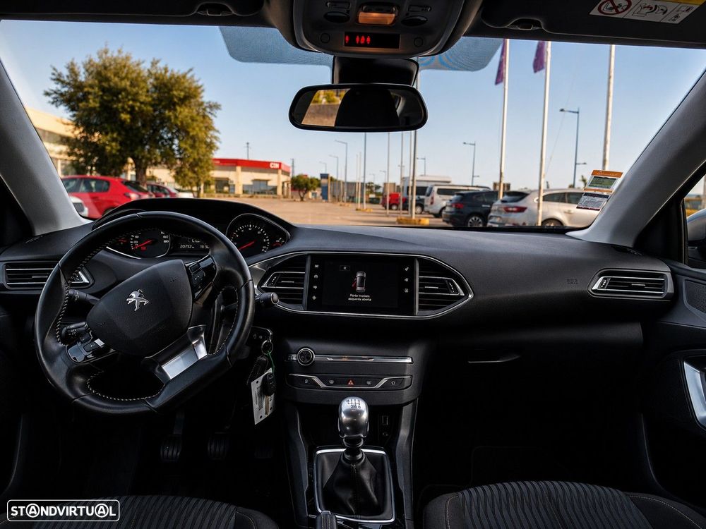 Peugeot 308 - 11