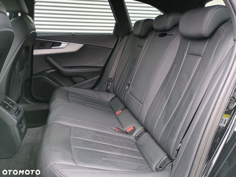 Audi A4 Allroad - 14