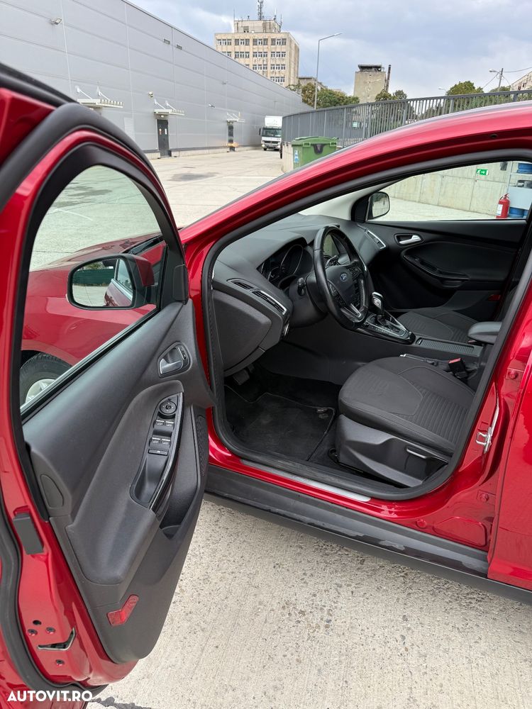 Ford Focus - 13