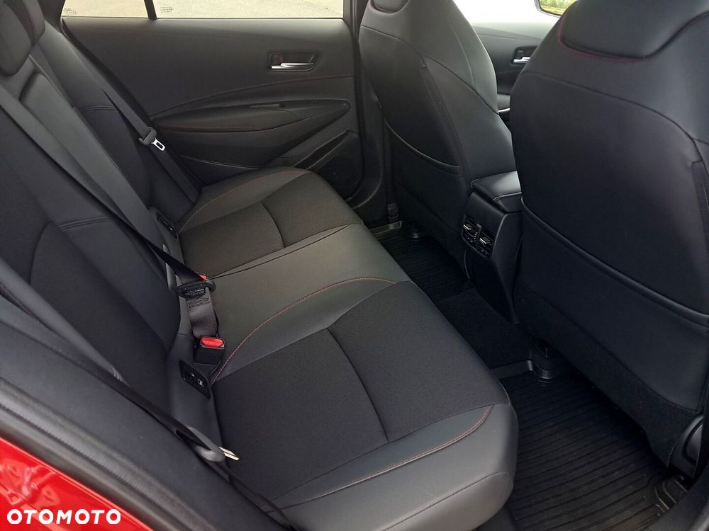 Toyota Corolla 1.8 Hybrid GR Sport - 11