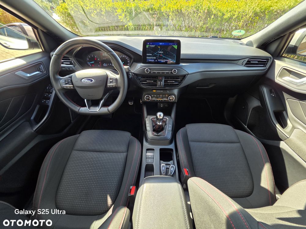 Ford Focus 1.5 EcoBoost ST-Line ASS - 9
