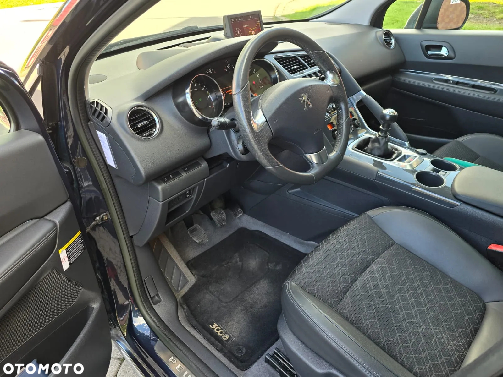 Peugeot 3008 1.6 THP Allure - 21